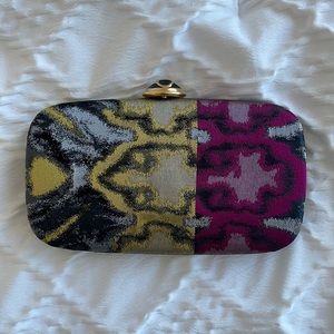 Oscar de la Renta clutch / gently used